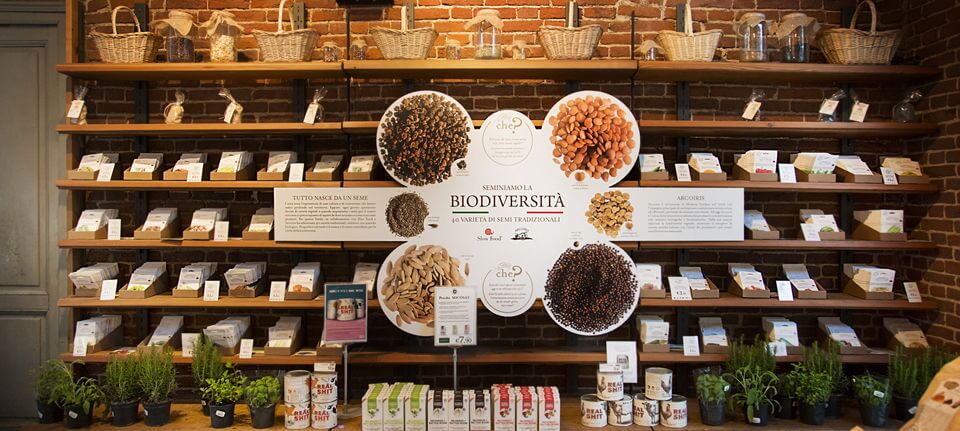 Uno dei reparti dei negozi Eataly, dedicato alla Biodiversità