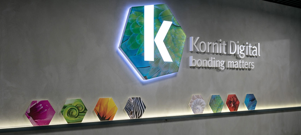 Siglato nuovo accordo tra Amazon e Kornit Digital